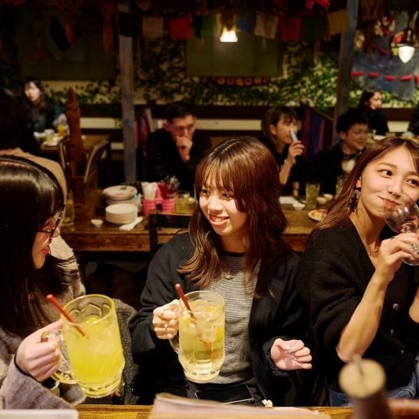 30名様、3850円~貸切(応相談)ができるアジアンテイストな【2階のぞうさん】でのパーティーはいかがですか?巨大モニター、DJブースも完備☆音楽だってお手持ちのiPhoneからご自由に♪あなたのワガママ全部叶えます!貸切やバースデー、女子会は2階のぞうさんで決まり!!国分寺で貸し切りさがすなら全力サポートの当店へ♪