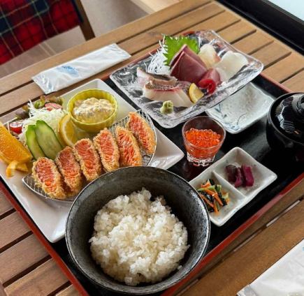 Fukui salmon rare cutlet meal