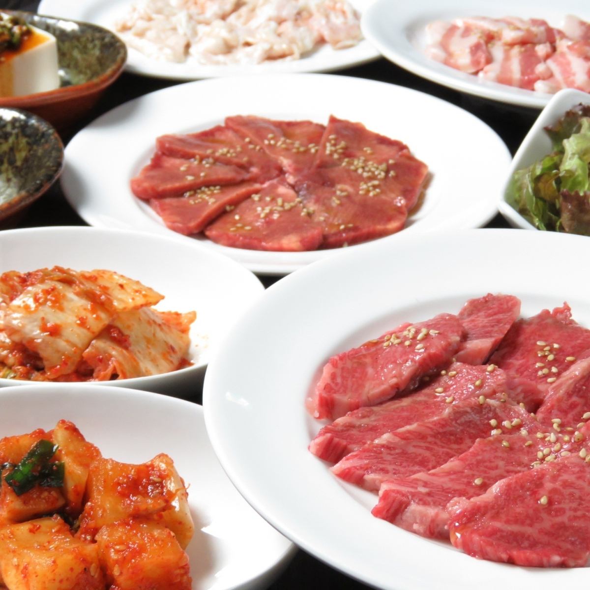 90分飲み放題の満腹コースがオススメ★