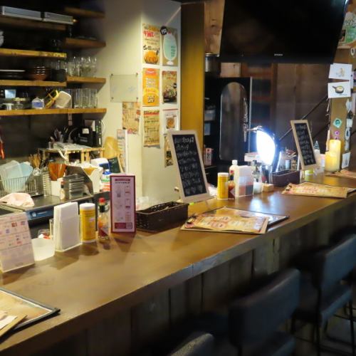 Solo diners are also welcome! We also have a wide selection of alcoholic beverages.