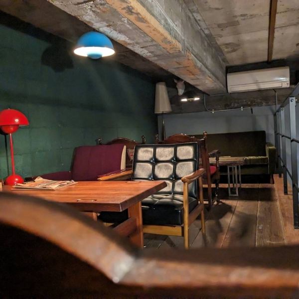 2～8名様までご利用いただける2階ロフト席をなっております♪おしゃれな空間と落ち着いた雰囲気の店内は女子会・大切な方との誕生日・記念日におすすめです。[ナポリタン/居酒屋/居酒屋/女子会/誕生日/デート/サプライズ/肉/ランチ］