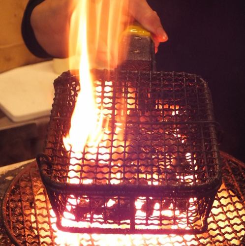 地鶏のあぶり焼きがおすすめ！