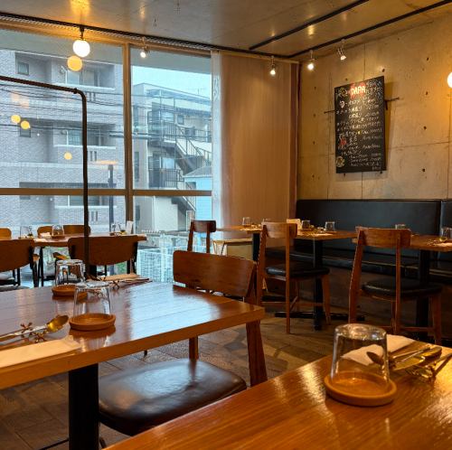 解放感にあふれる店内☆