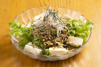 Tofu and fried small sardines salad with sesame dressing