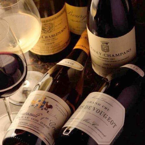 从世界各地精心挑选的约1400种葡萄酒约1500种。