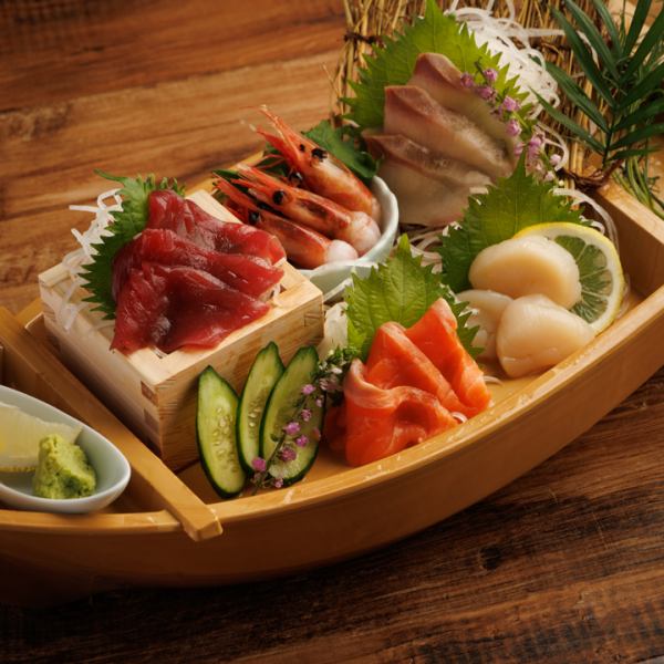 豪快&贅沢な見た目も味もインパクト大な俺の舟盛り!