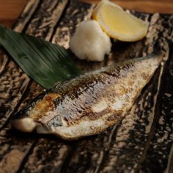 鯖の炭火焼き