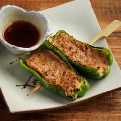 ピーマン肉詰めの串焼き ～焼き鳥タレ～