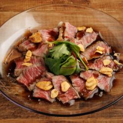 和牛タタキのカルパッチョ