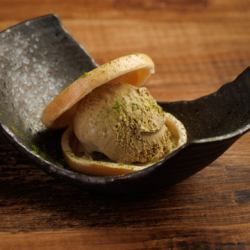 ほうじ茶アイス最中