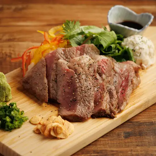 Beef sirloin steak - with potatoes and grated radish Japanese-style sauce -