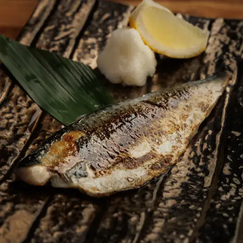 Charcoal grilled mackerel