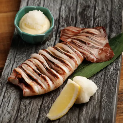 Grilled whole squid - with grated mayonnaise -