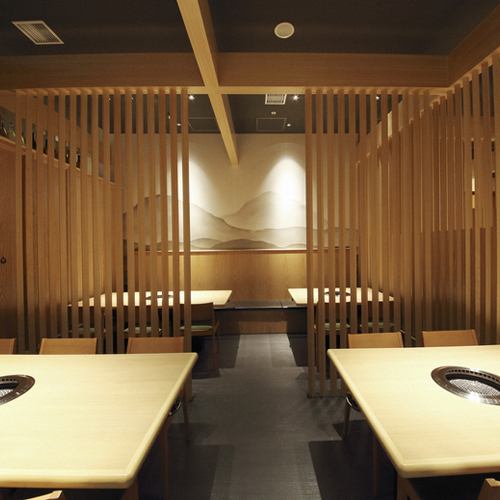 僅限WEB預約【吐司+9道菜無限暢飲】適合各種宴會、商務招待的半包間保證方案