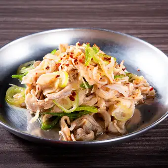 箸休めの酢もつ