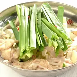 Hakata-style domestic beef offal hotpot with soy sauce flavor