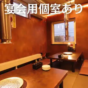 落ち着いた雰囲気の個室座敷席をご用意。5名様からのご利用となります。