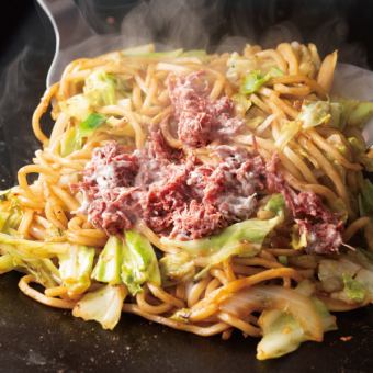 Japanese-style corned beef fried noodles