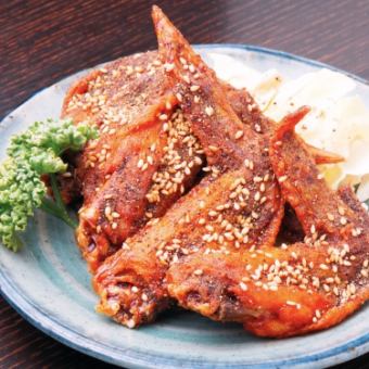 Sazan's traditional taste Seiryu secret deep-fried chicken wings