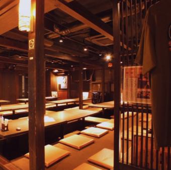 [Up to 80 people OK] A spacious tatami seat for a nice banquet ♪ Private rooms for 2 to 80 people and a digging table for banquets are available.The 2F floor has half private rooms and private rooms! It can be used from 2 people up to 80 people ♪ There are spacious semi private rooms and private room seats to table seats, so girls' associations, dates, birthday parties・ Please use it for anniversary and entertainment.