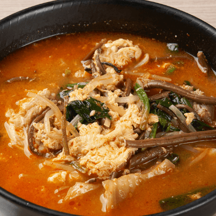Yukgaejang湯或拉麵