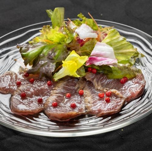 まぐろほほ肉のカルパッチョ