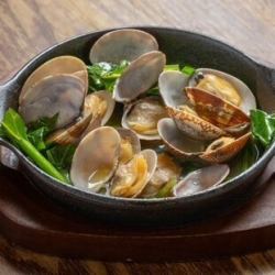 鉄板あさり酒蒸し