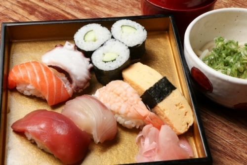 おまかせ寿司定食