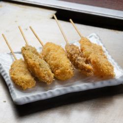 串カツ盛り合わせ