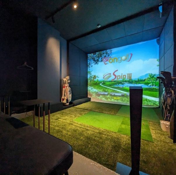 [You can comfortably enjoy shisha while sitting on the sofa] There are many ways to enjoy shisha while watching a movie on the big screen, or have fun playing darts or karaoke! The VIP room has comfortable cushion-type seats. We also have a sofa, so please relax to your heart's content♪