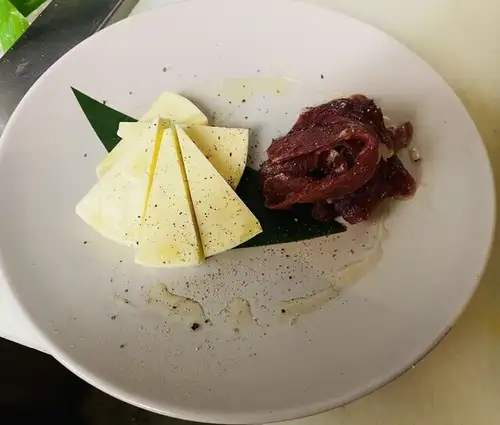马肉火腿配奶酪