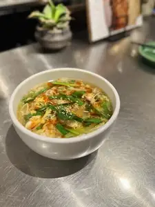 酸辣汤面