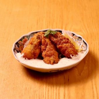 牡蠣フライ　いぶりがっこタルタル