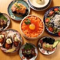 平日限定サーモンとイクラのせいろ飯が楽しめる２時間飲み放題付全8品【酒心】コース4,000円