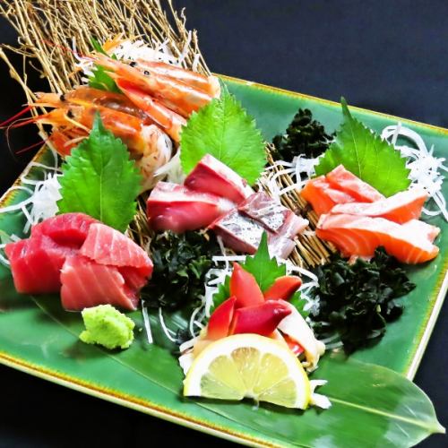 市場直送のお刺身盛り
