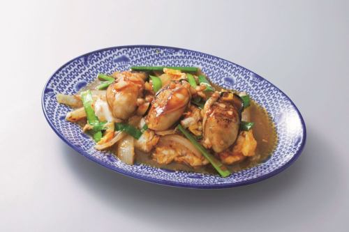 Oyster and egg stir-fry