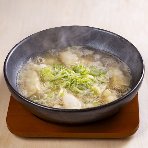 博多とんこつ炊き餃子 （一人前 7個入り)