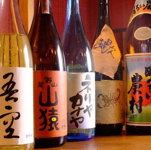 We offer a wide variety of fine sake from all over the country ♪