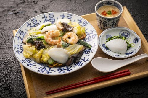 海鮮あんかけ焼きそば