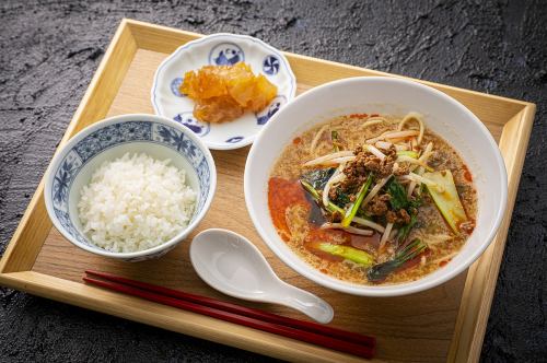 サワダ流担々麺定食 ［ご飯・小鉢付き］