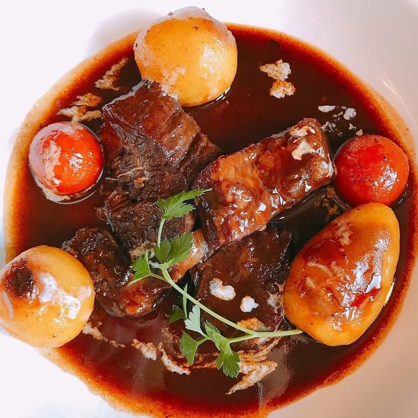 Beef stew in red wine