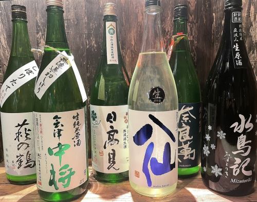 常時３０種類以上の日本酒を取り揃えています