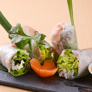 [Vietnamese specialty ♪] Healthy and popular with women NO.1 !! Eating and comparing raw spring rolls, fried spring rolls, and steamed spring rolls ♪