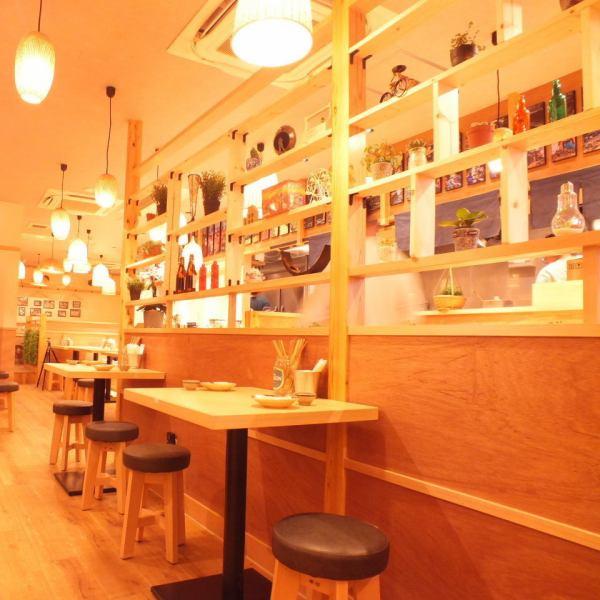 [Healthy women's association that likes gastronomy] Slow time is flowing reminiscent of resort feeling.Moms with strollers, meals for families, dating for couples etc. Relax and enjoy Vietnamese time from lunch to dinner in a stylish and cute shop with authentic Vietnamese cuisine ♪