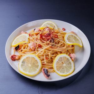 レモン香る蛸のペペロンチーノ
