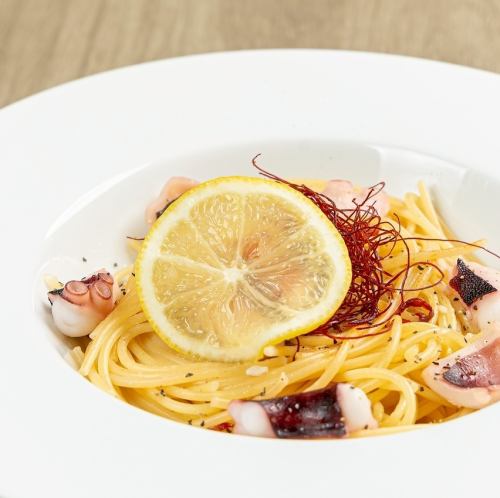 レモン香る蛸のペペロンチーノ