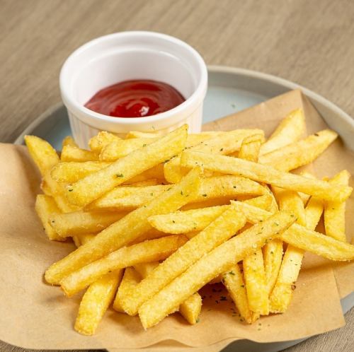 フライドポテト 塩／トリュフ／旨辛