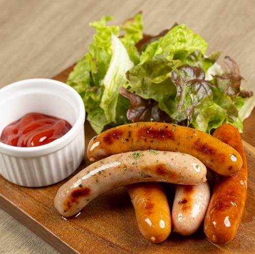 ソーセージ盛り合わせ