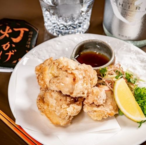 カリッと揚がった絶品揚げ物を、お酒とともに♪