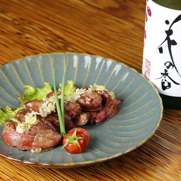 [Perfect with local sake and shochu ★ A dish you'll want to order first♪] Seared white liver with salt sauce